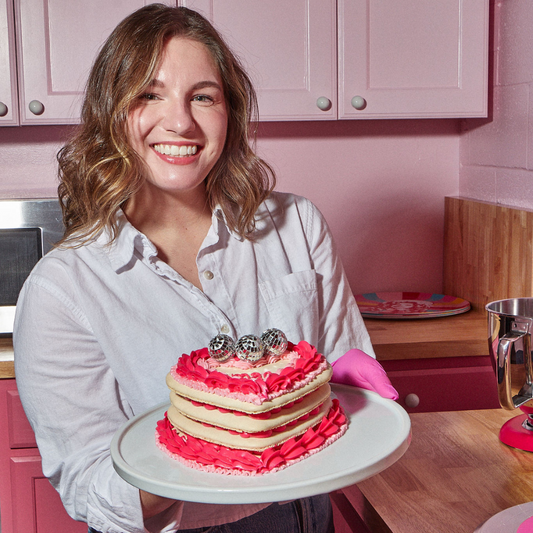 Learn to Love Decorating - Macaron Heart Cakes with Maddie McNabb
